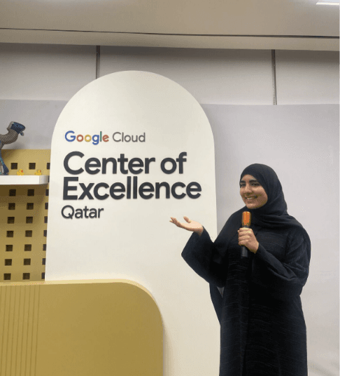 Ayesha presenting her n8n automation project at the Google Centre of Excelency